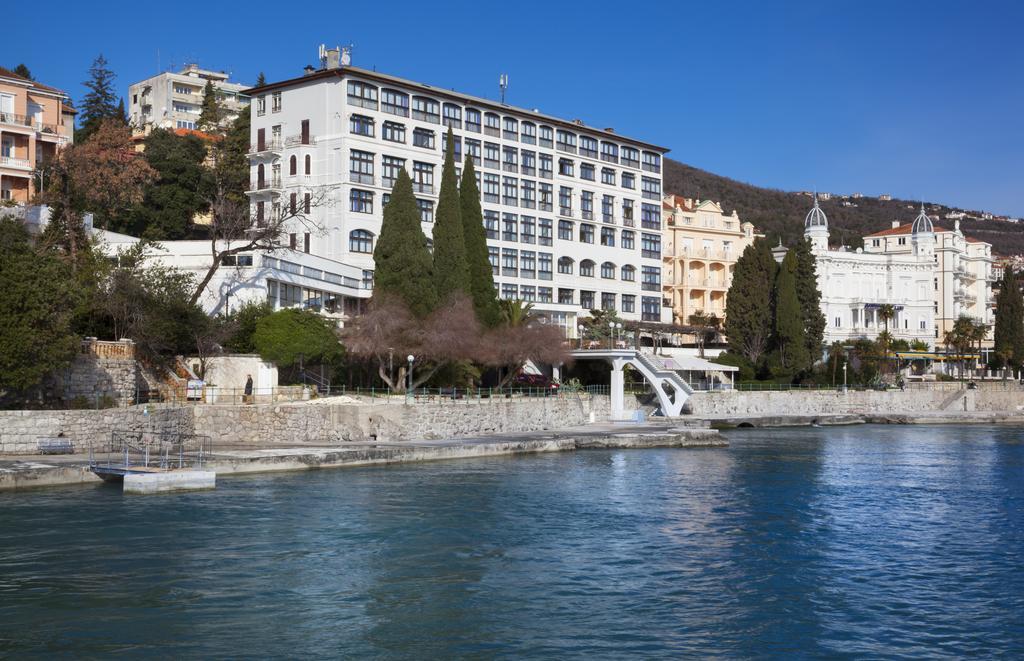 Hotel Kristal - Liburnia Опатия Екстериор снимка