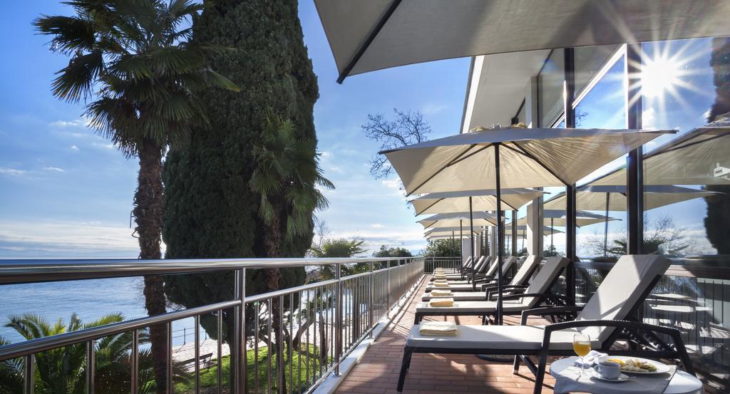 Hotel Kristal - Liburnia Опатия Екстериор снимка